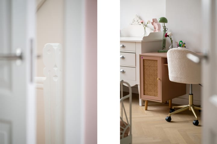 Photo 16 of Lusthofstraat 27-B