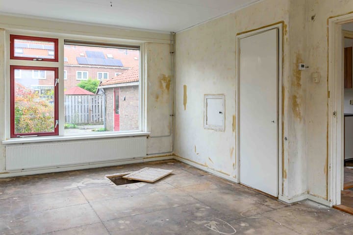 Photo 9 of Plevierenstraat 59