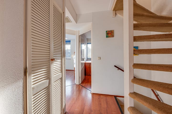 Foto 19 van Levina Teerlinglaan 23