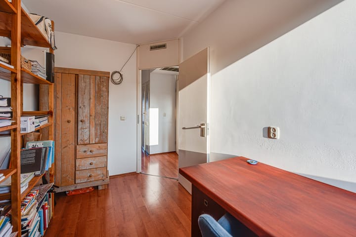 Foto 28 van Levina Teerlinglaan 23