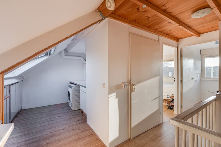 Foto 29 van Levina Teerlinglaan 23