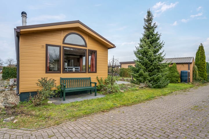 Photo 2 of Heetveld 1-R2