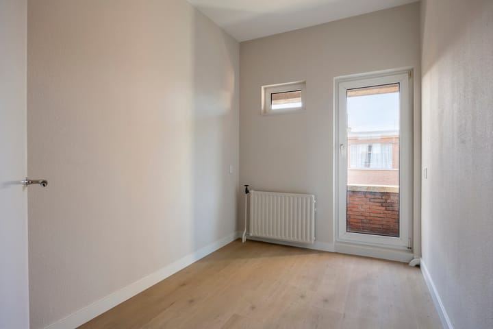 Foto 25 van Van der Aastraat 65