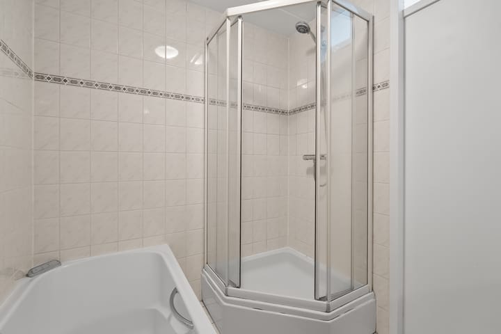 Photo 27 of Sikkel 1