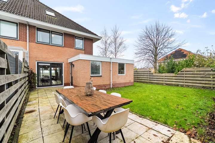 Photo 33 of Sikkel 1