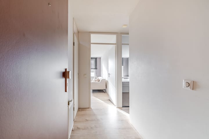 Foto 13 van Gevers Deynootweg 676