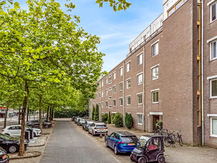 Foto 31 van Arent Janszoon Ernststraat 239