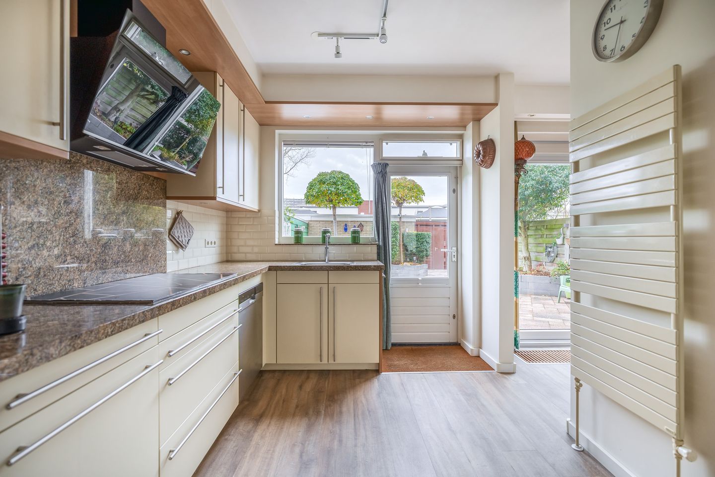 Foto 14 van Loggerstraat 121