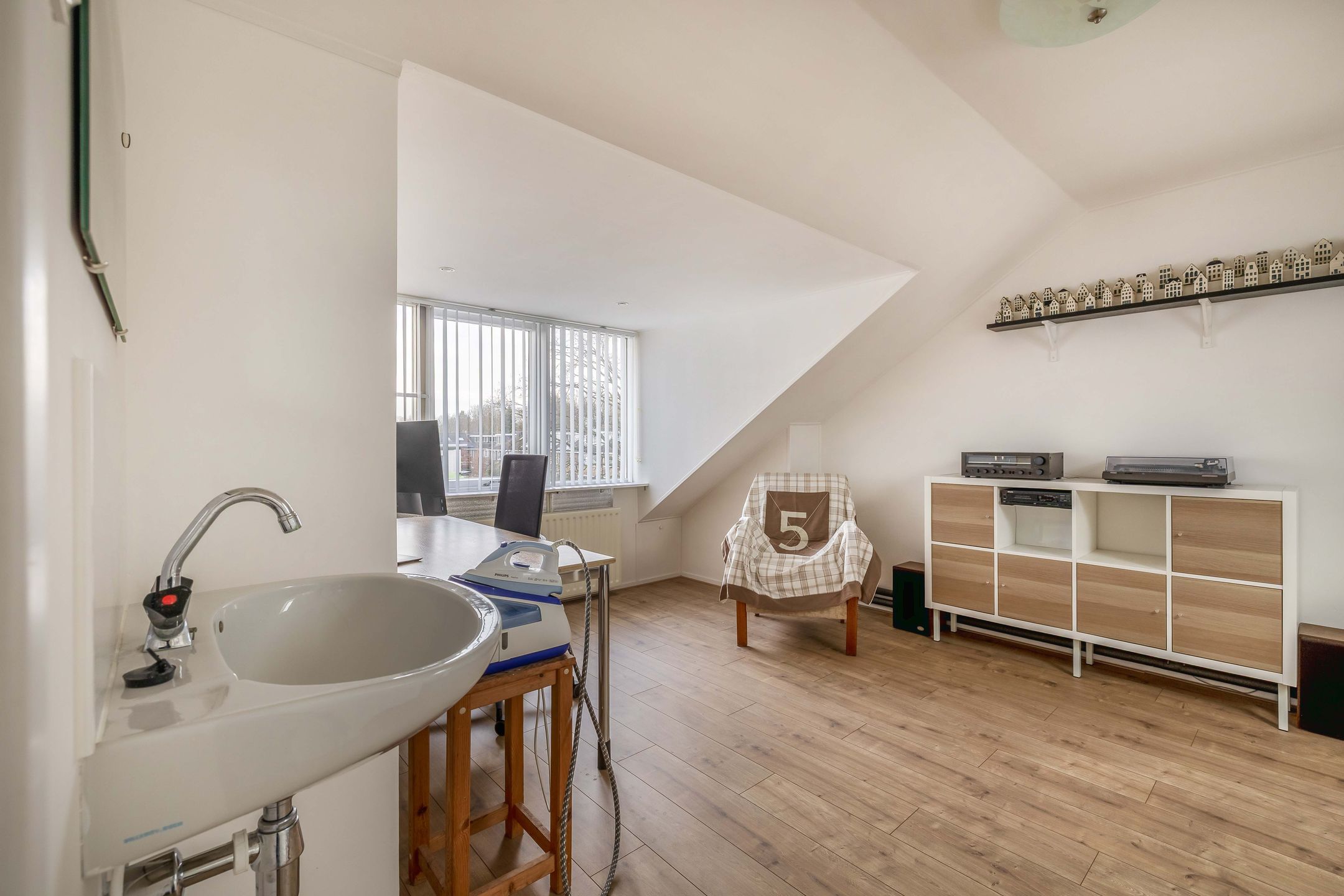 Foto 33 van Loggerstraat 121