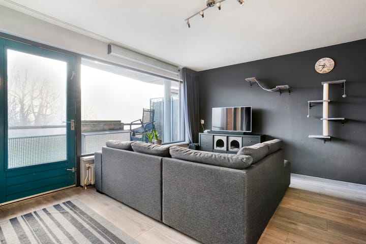 Photo 12 of Sichtermanmarke 136