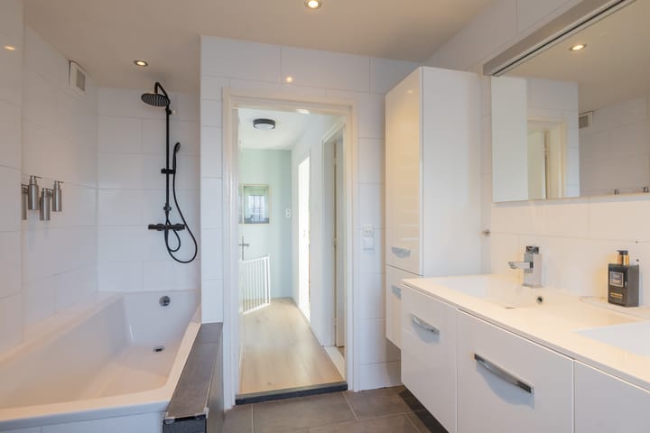 Photo 21 of Michiel de Ruyterstraat 11