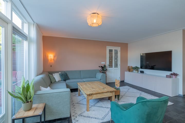 Photo 8 of Michiel de Ruyterstraat 11