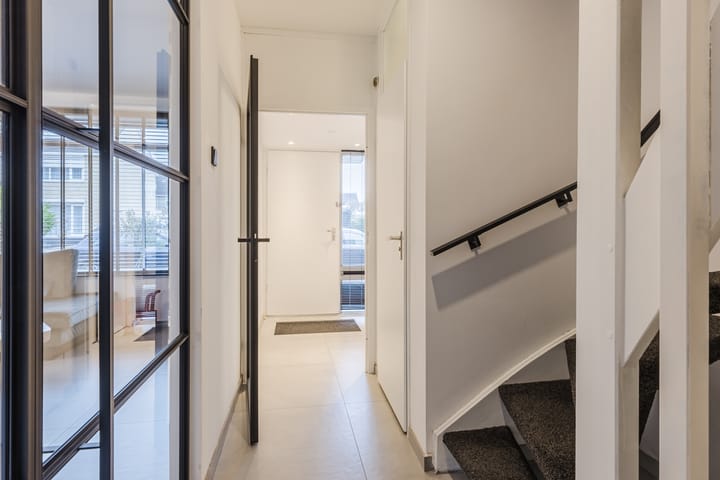 Photo 8 of Bosboomstraat 14