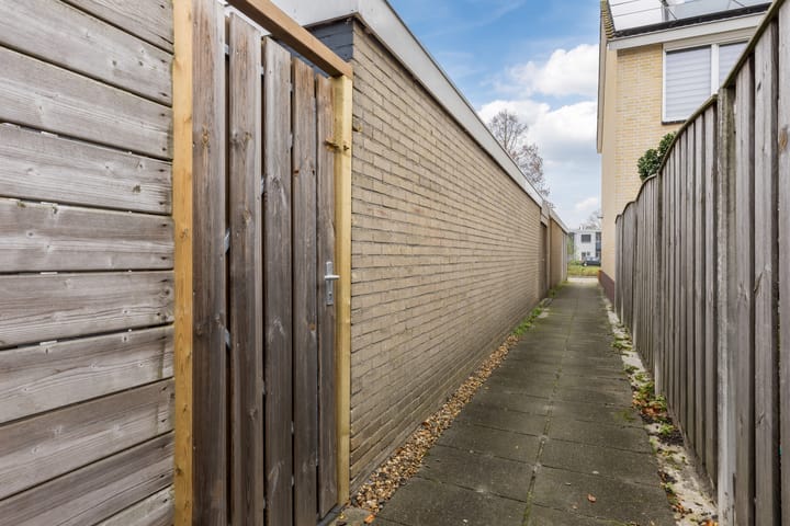 Photo 32 of Bosboomstraat 14