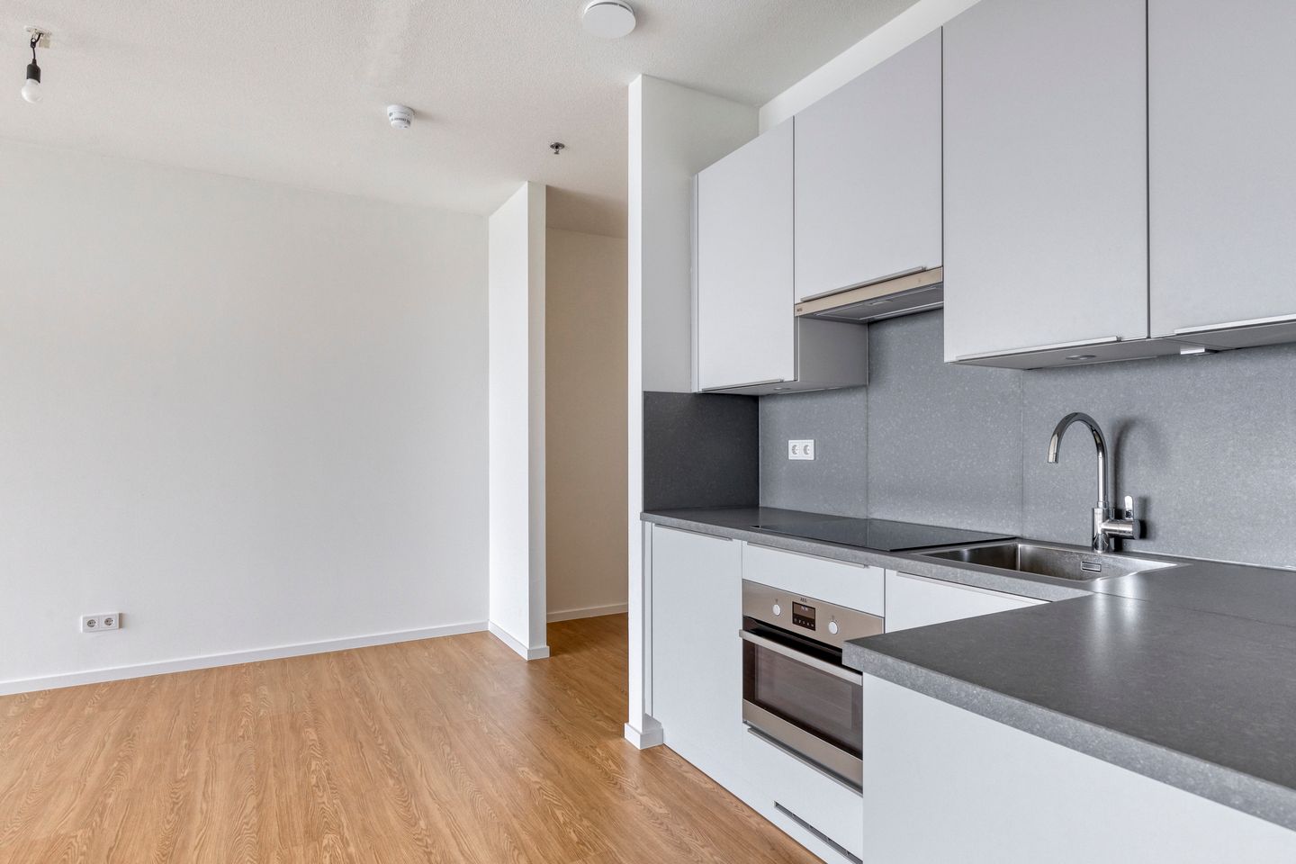 Photo 1 of Bercylaan 635