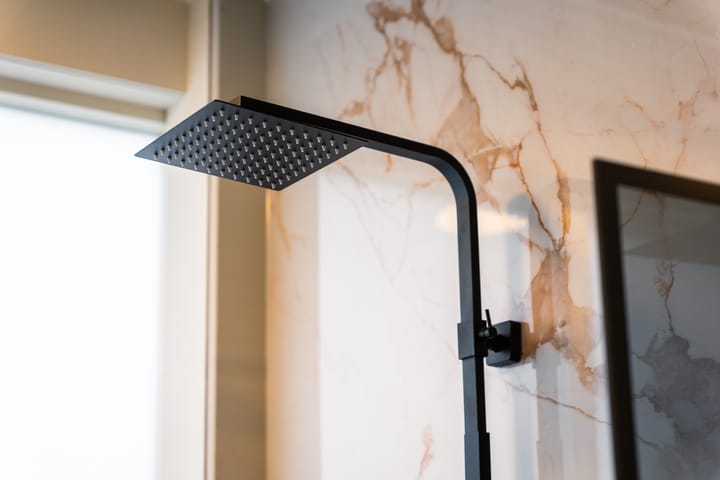 Photo 20 of Naarderstraat 145