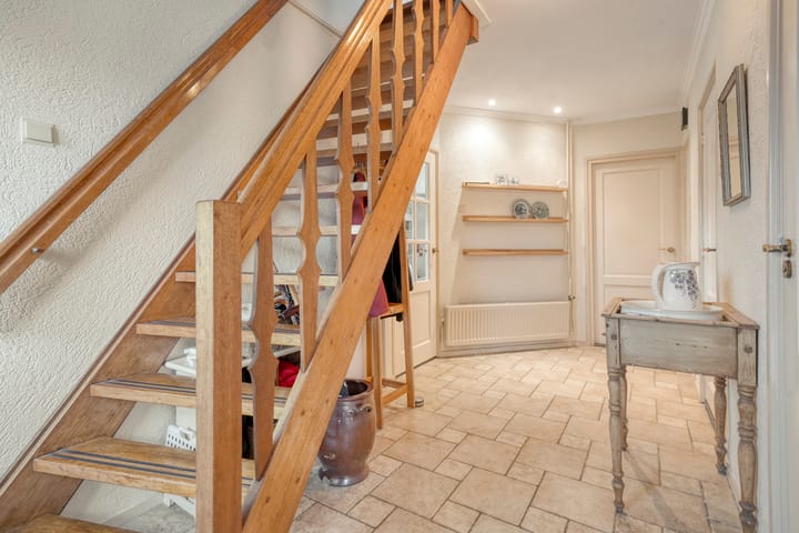 Photo 10 of Achteres 1