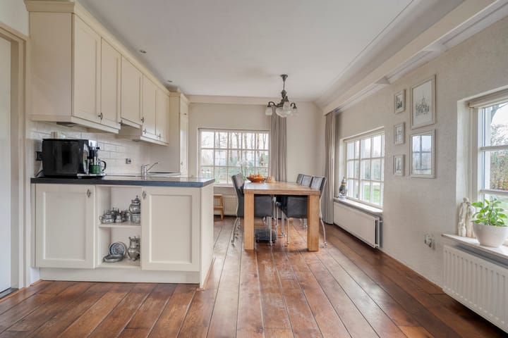 Photo 18 of Achteres 1