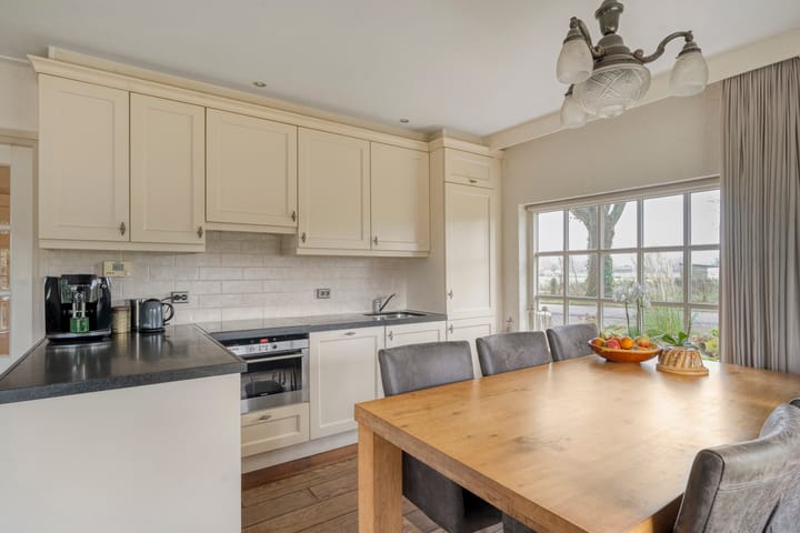 Photo 20 of Achteres 1