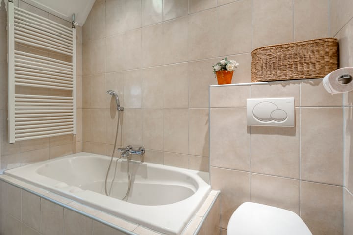 Photo 31 of Achteres 1