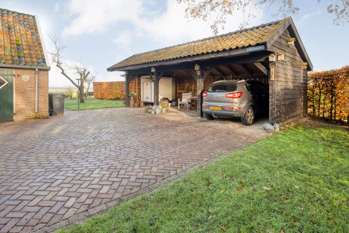 Photo 45 of Achteres 1