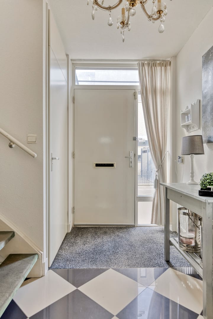 Photo 12 of Eikepage 60