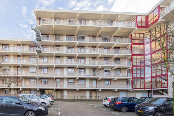 Photo 1 of Zeswegenlaan 242