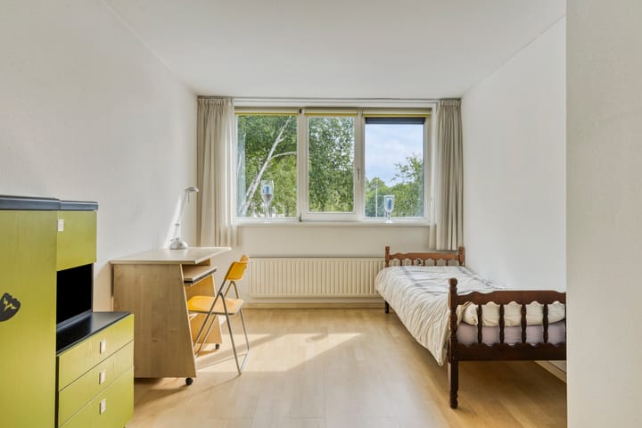 Photo 22 of Eikepage 60