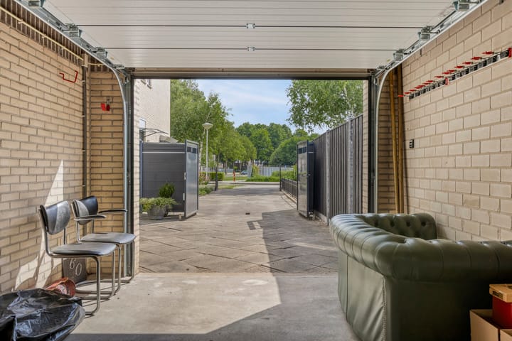 Photo 38 of Eikepage 60