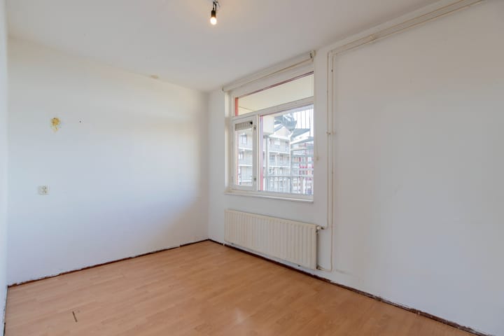 Photo 17 of Zeswegenlaan 242