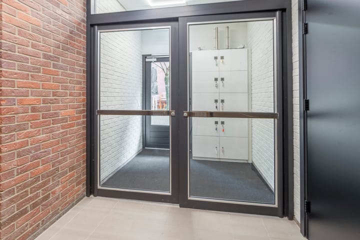 Foto 18 van Raadhuisplein 9