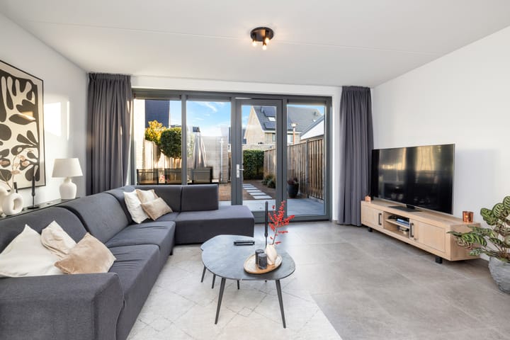 Photo 11 of Paardenbloem 33