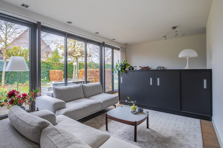 Photo 29 of Morel 22