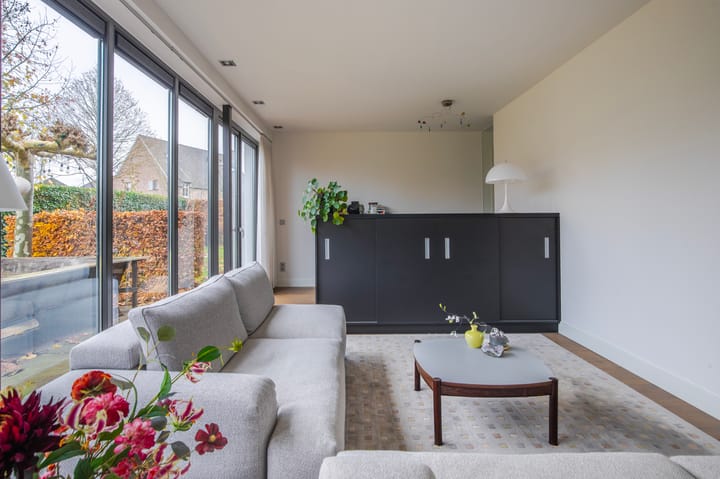 Photo 30 of Morel 22