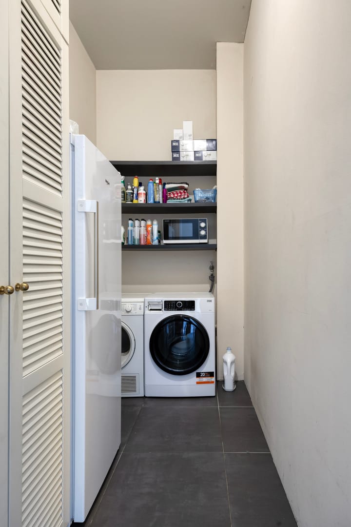 Photo 31 of Morel 22