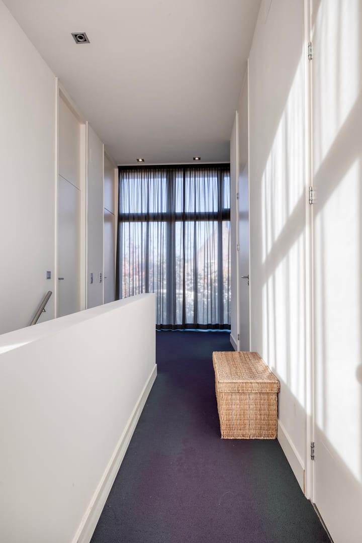 Photo 34 of Morel 22