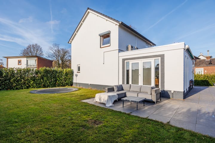 Photo 40 of Sint Antoniusstraat 2