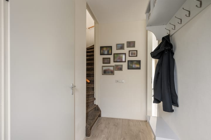 Foto 10 van van Gochstraat 16