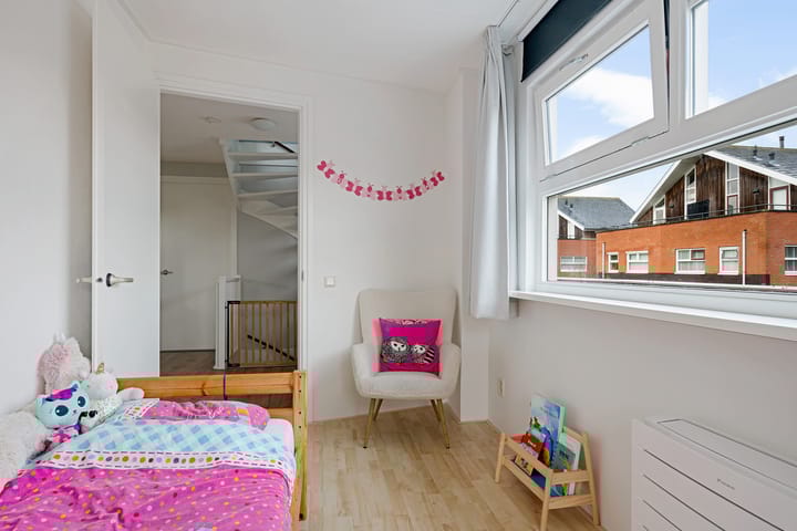 Photo 30 of Willem Lodewijklaan 50