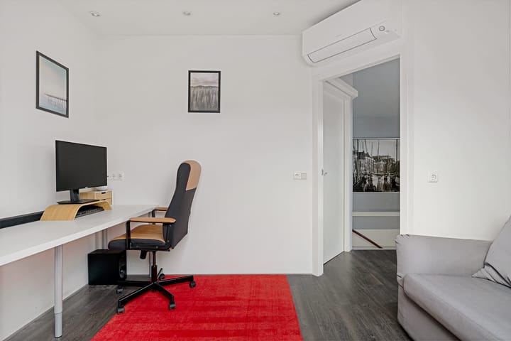 Photo 35 of Willem Lodewijklaan 50