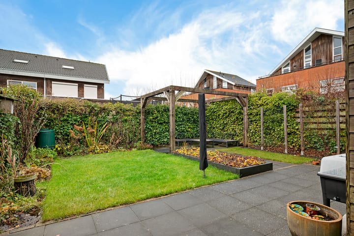 Photo 41 of Willem Lodewijklaan 50