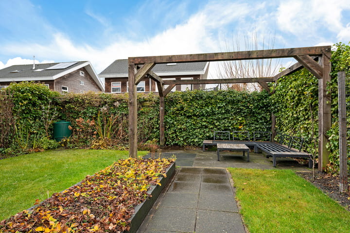 Photo 42 of Willem Lodewijklaan 50