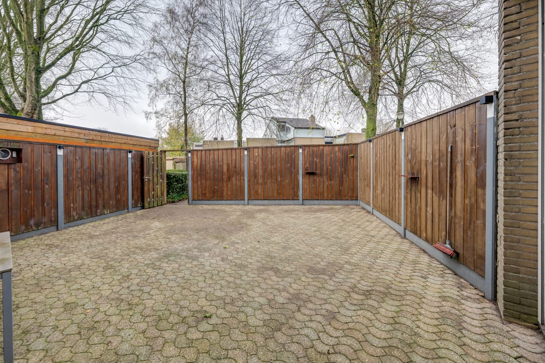 Photo 38 of Juralaan 52