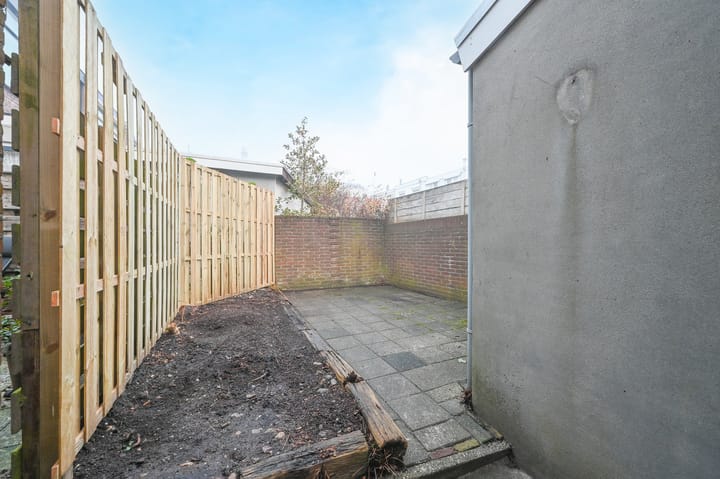 Photo 8 of Eliza Dorusstraat 56