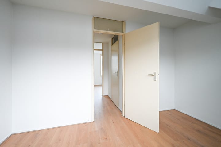 Photo 16 of Eliza Dorusstraat 56