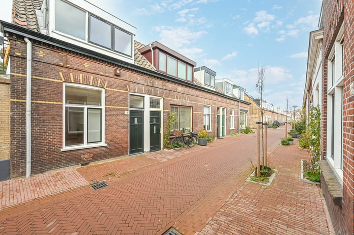 Photo 23 of Eliza Dorusstraat 56