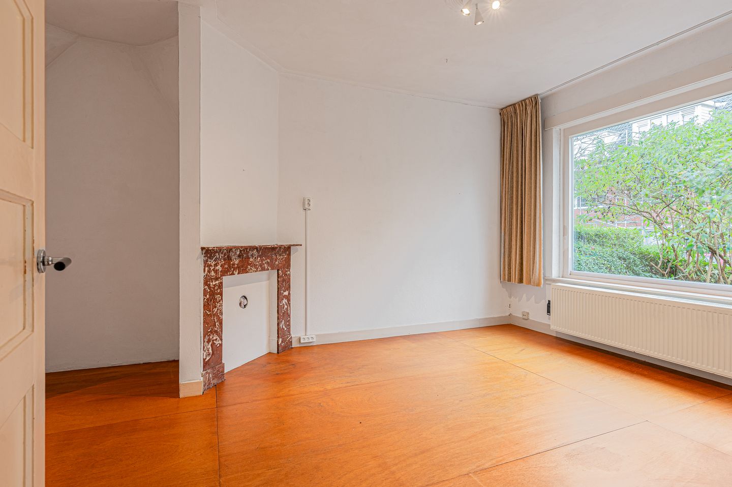 Photo 10 of IJsselstraat 79