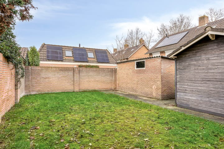 Photo 2 of Hertog Janstraat 1