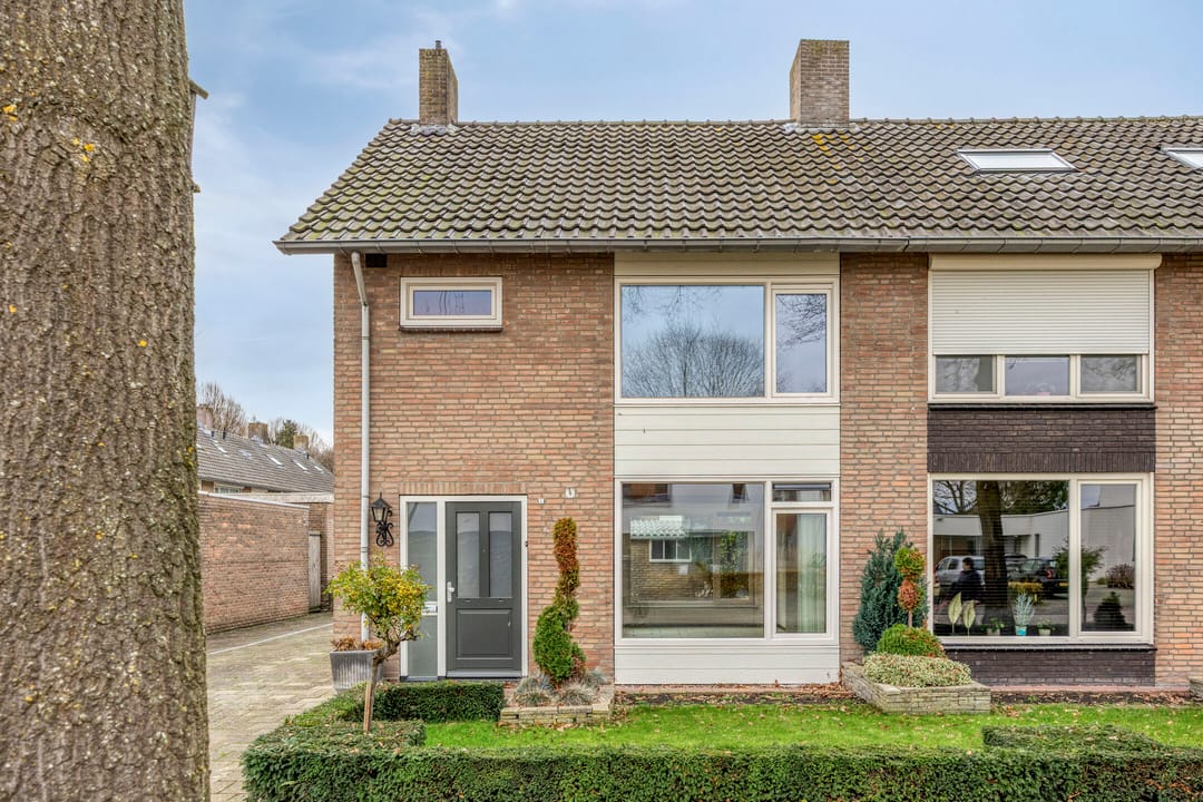 Foto 8 van Hertog Janstraat 1