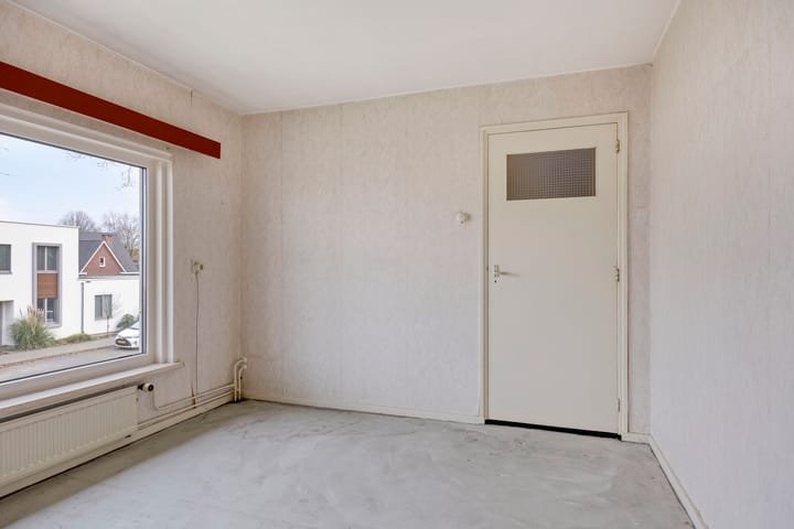 Photo 21 of Hertog Janstraat 1